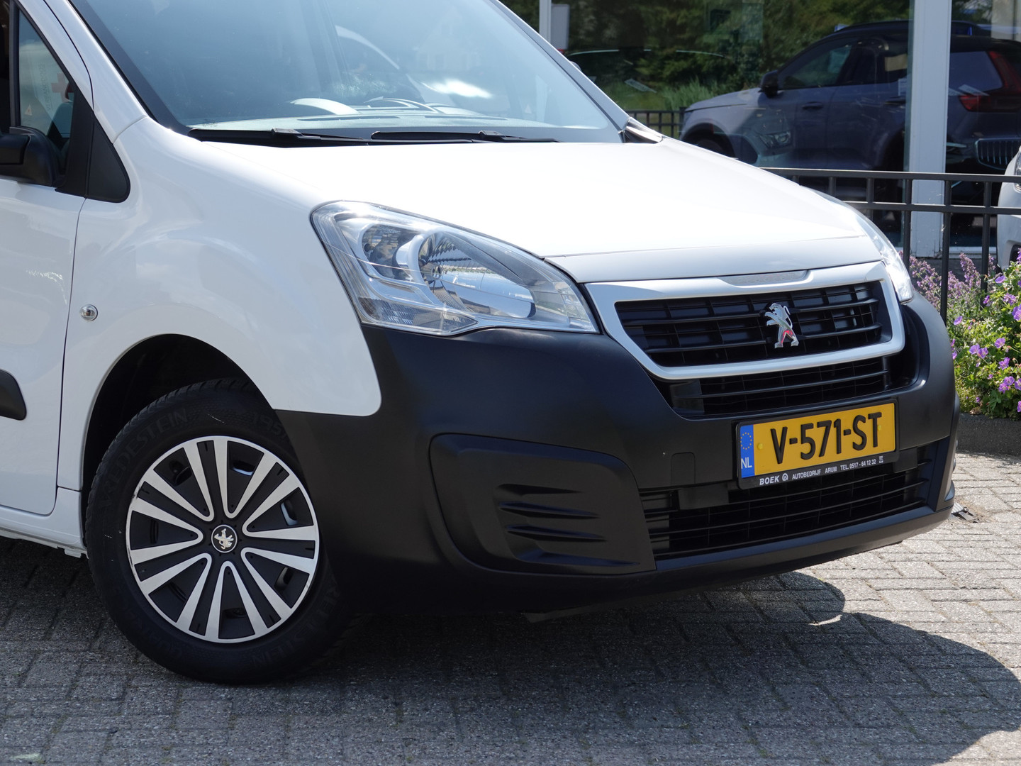 Peugeot