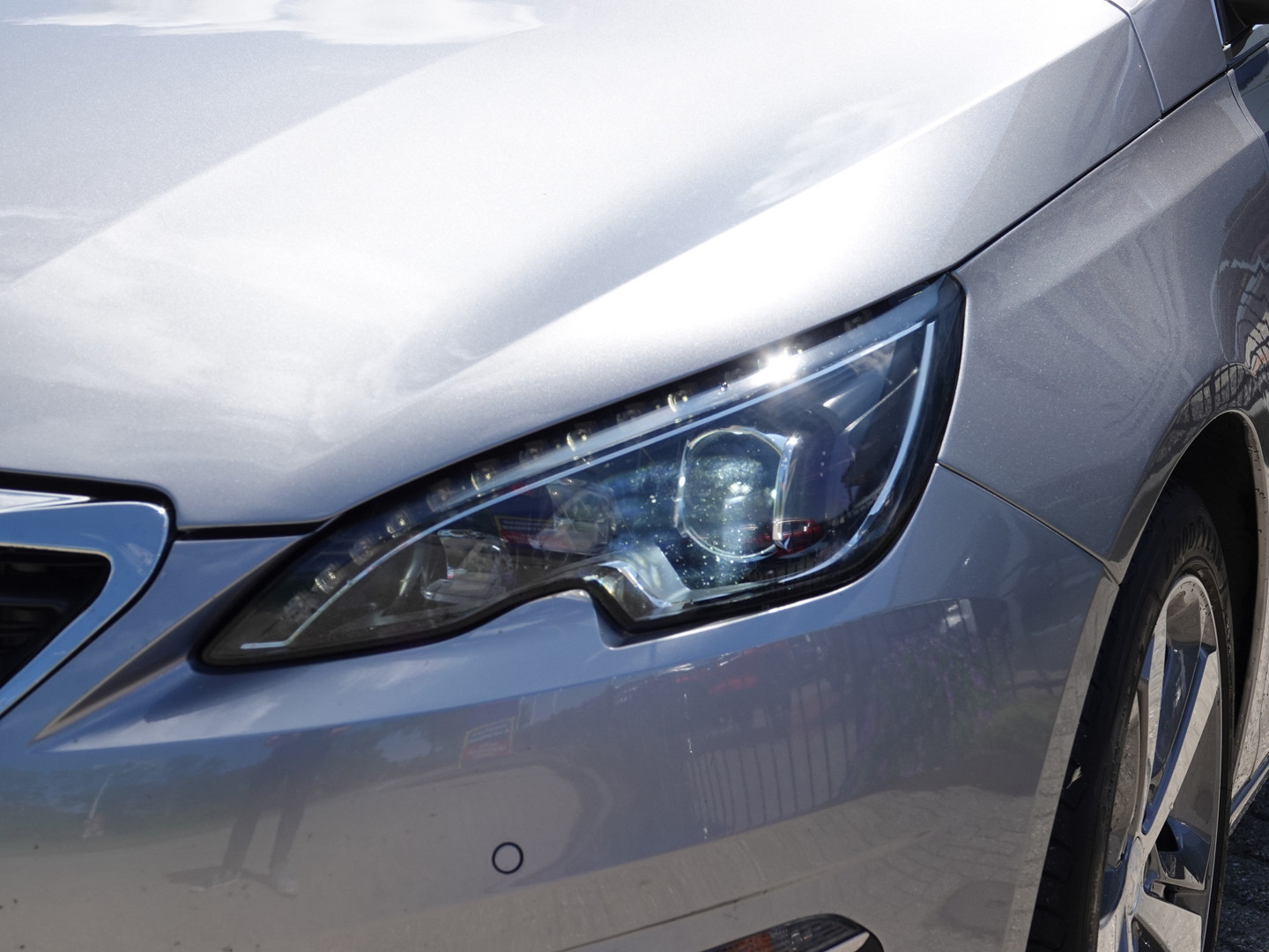 Peugeot