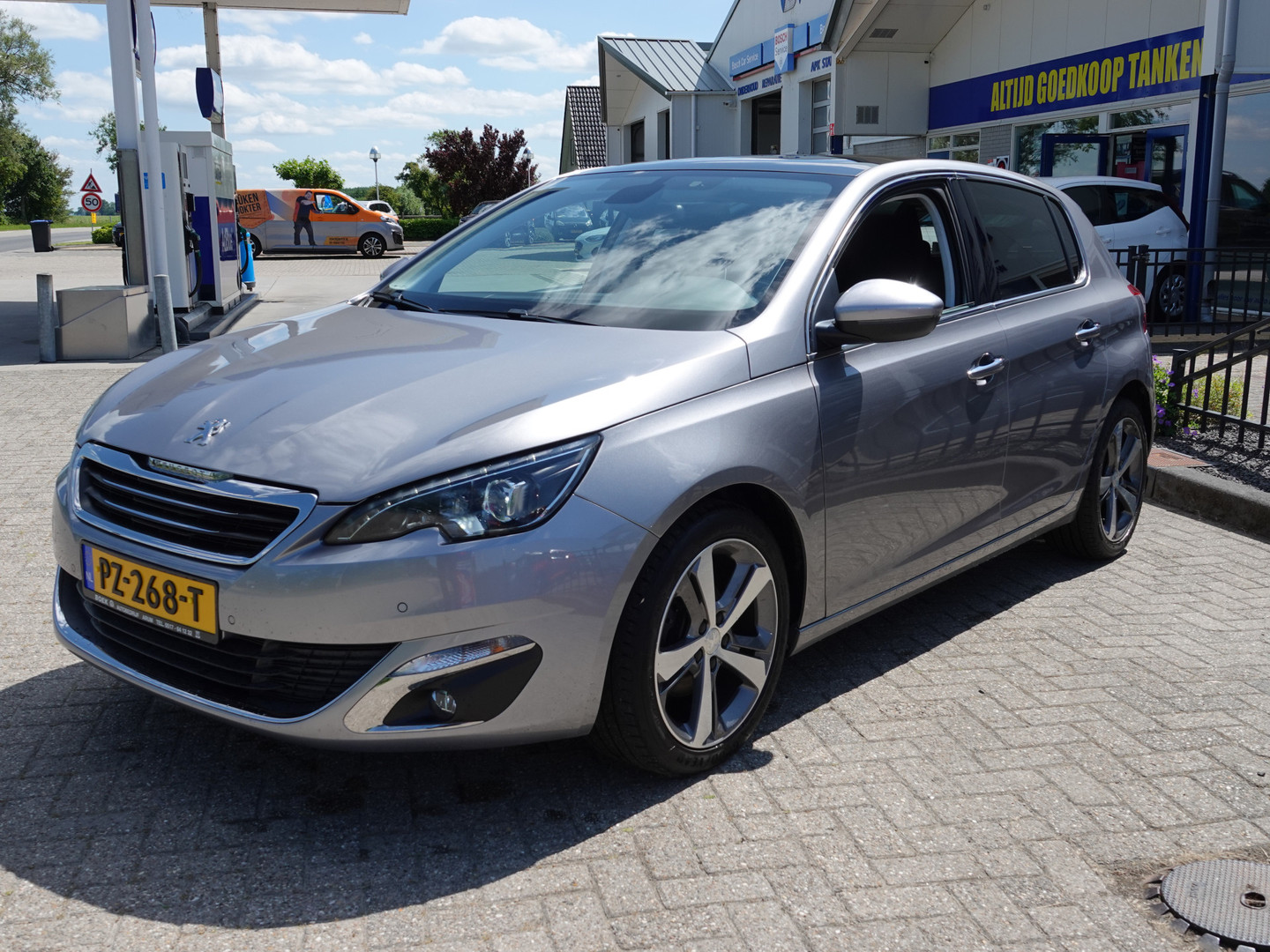 Peugeot