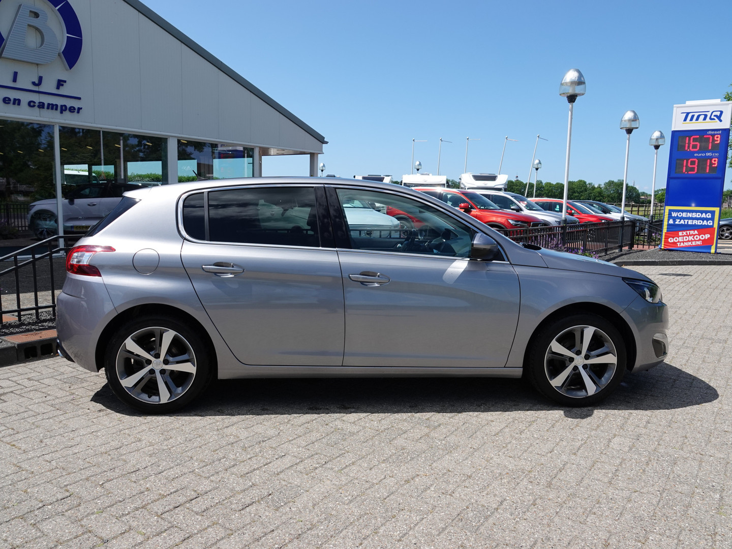 Peugeot
