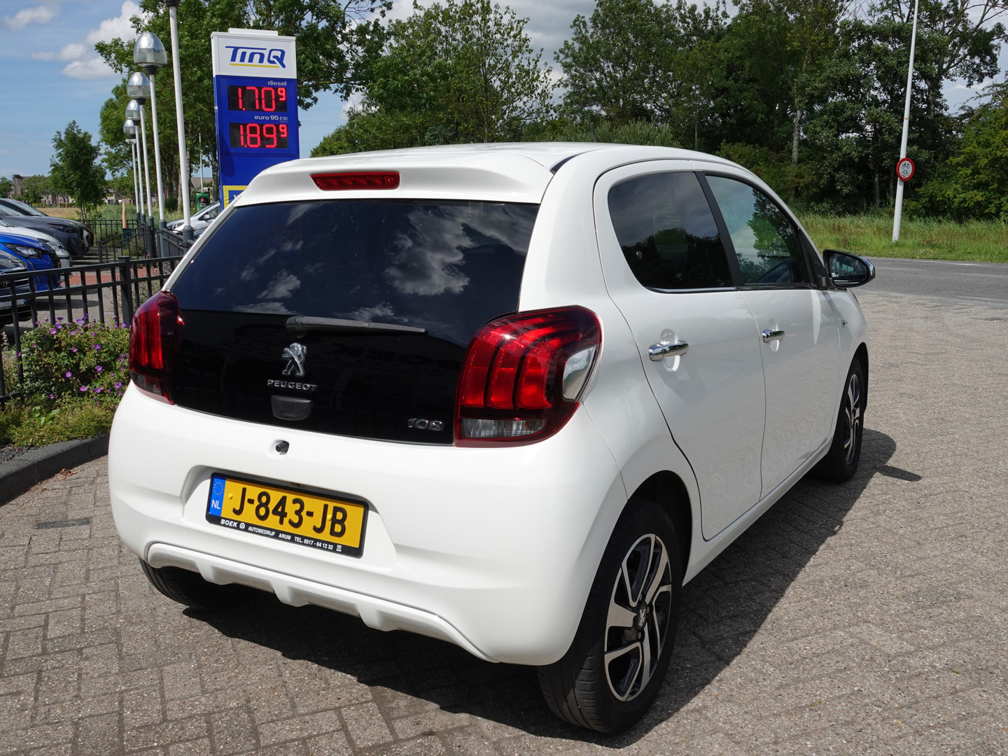 Peugeot