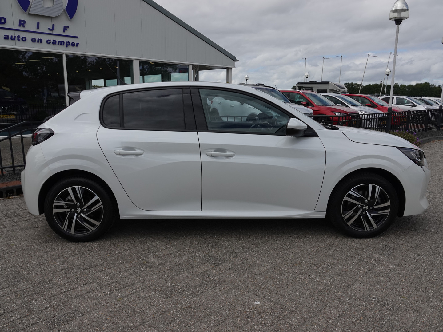 Peugeot