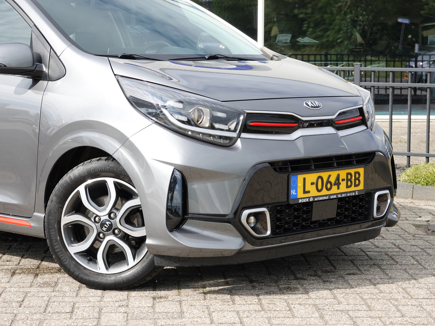 Kia