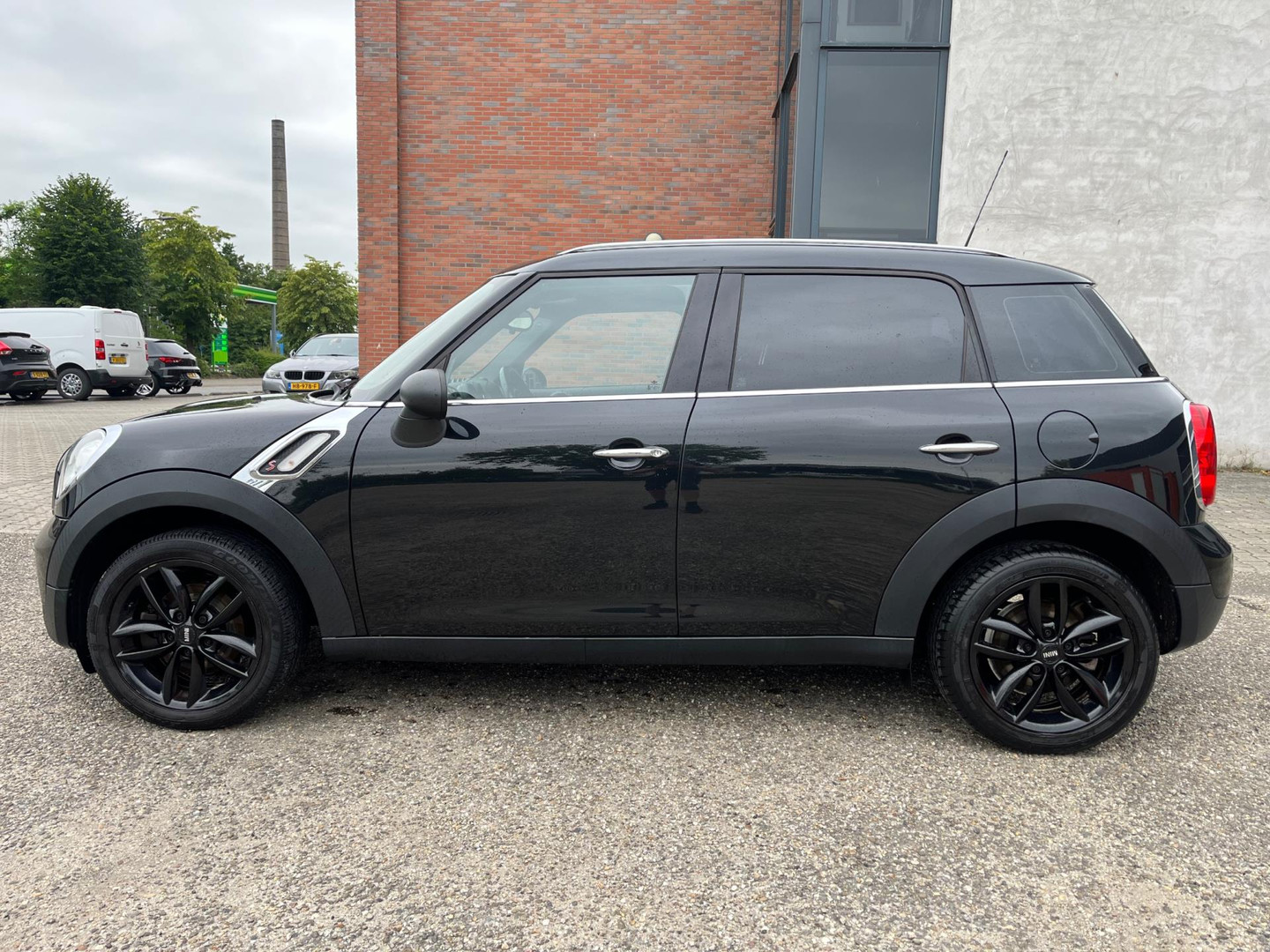 MINI