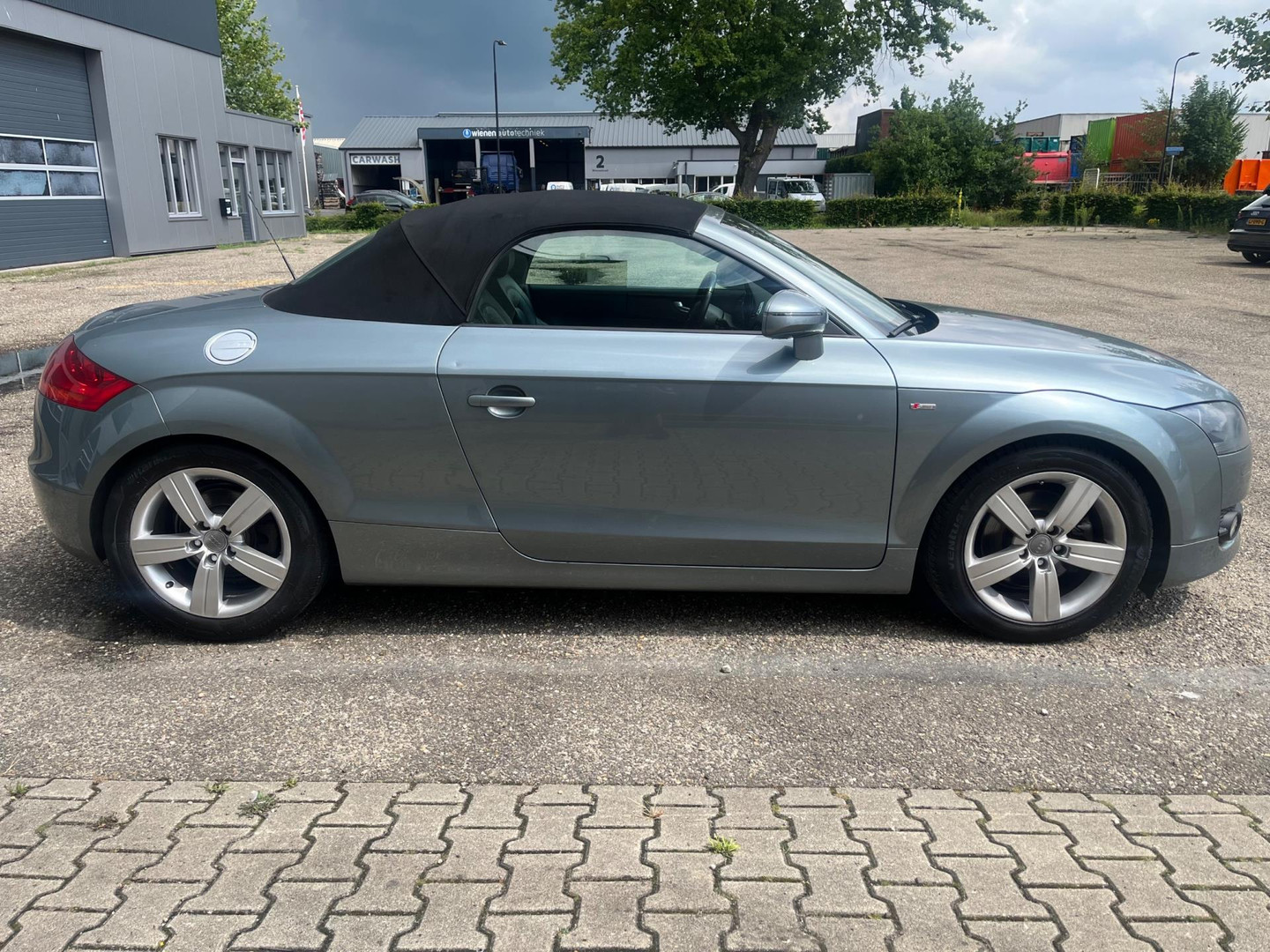 Audi