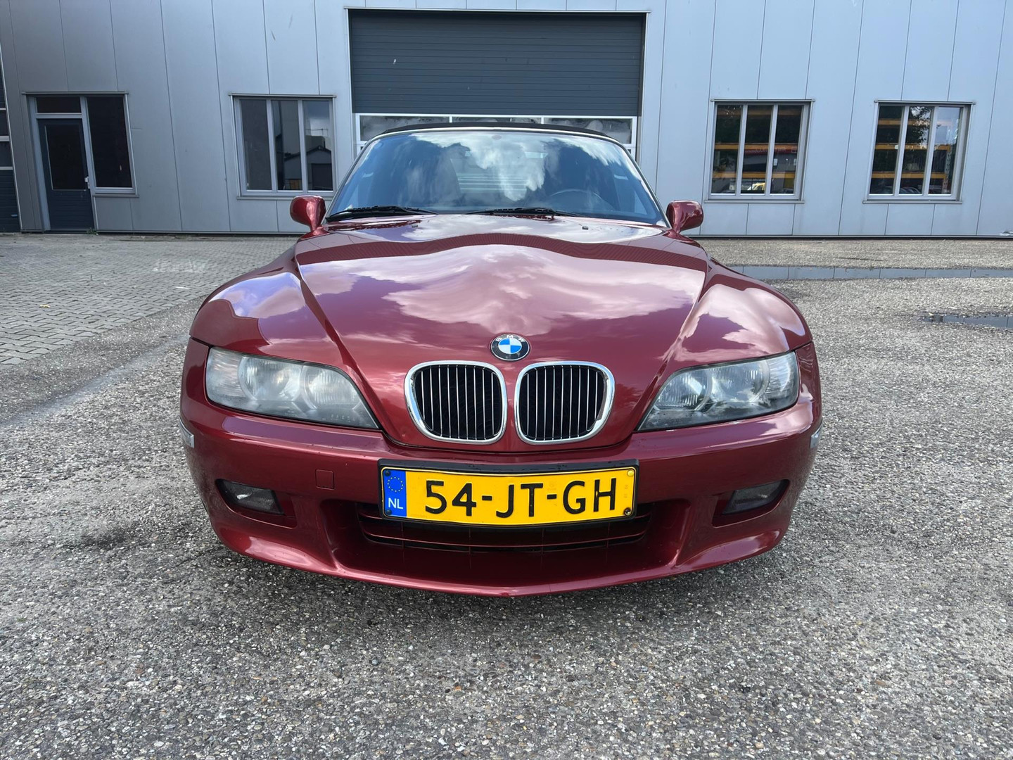 BMW