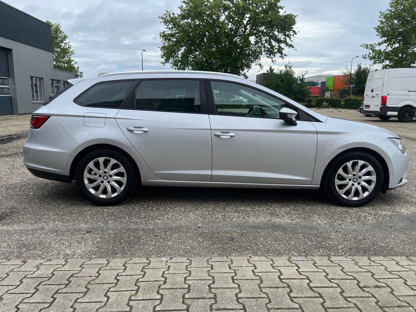 SEAT