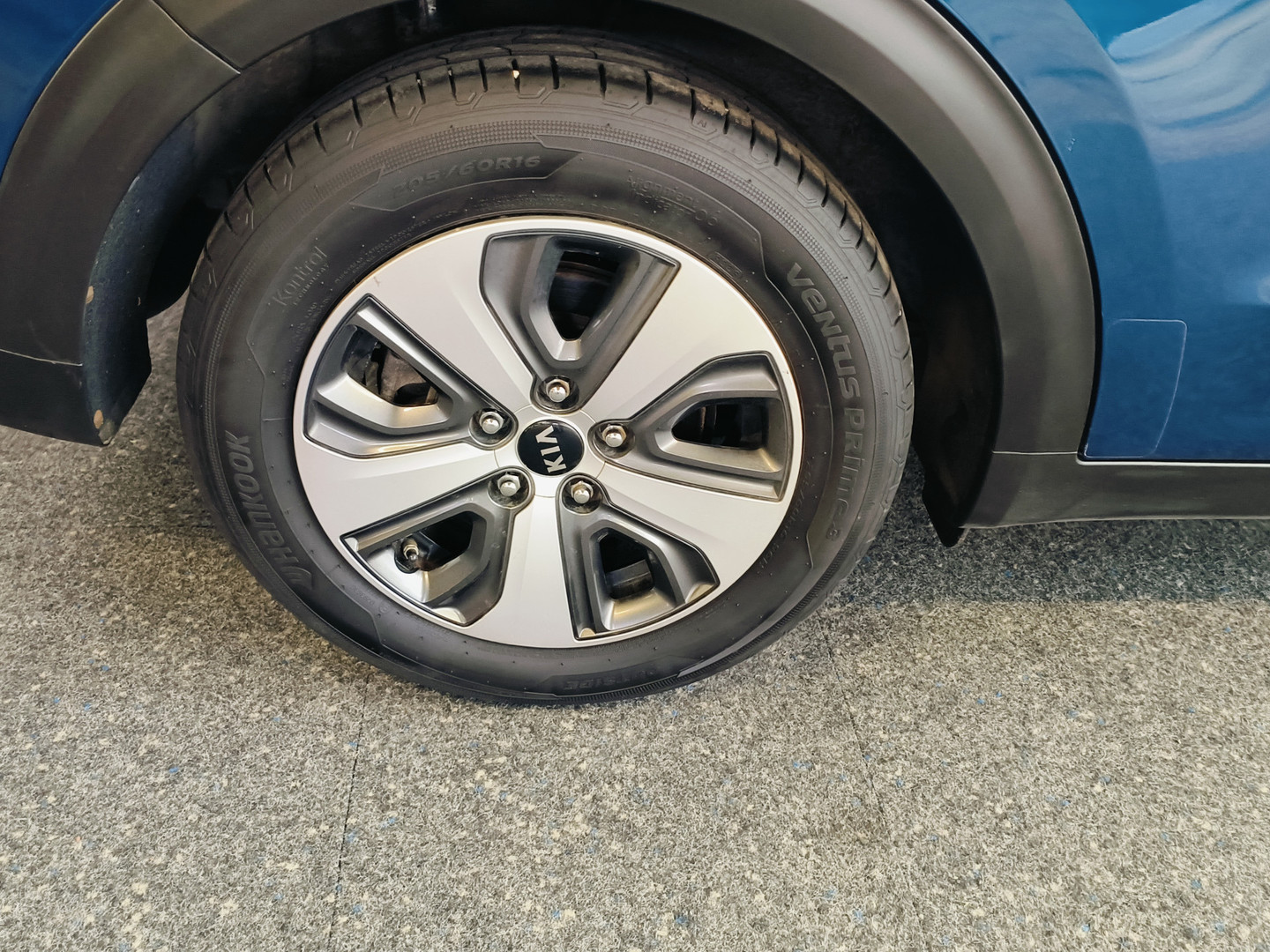 Kia