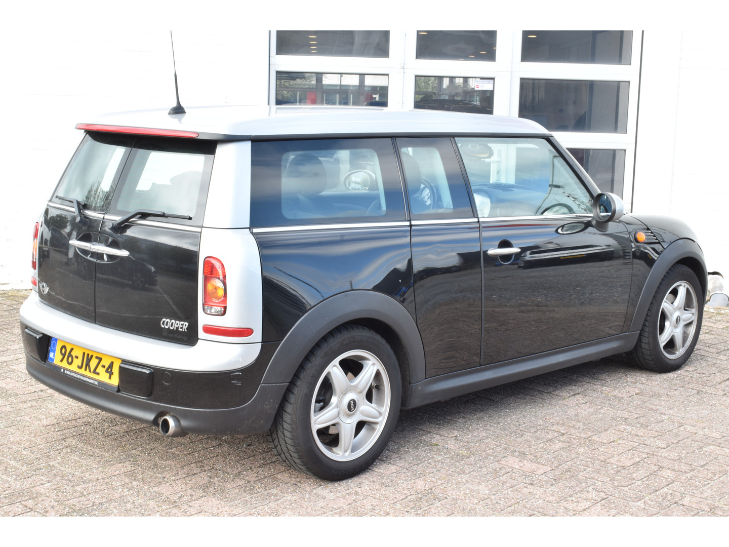 MINI