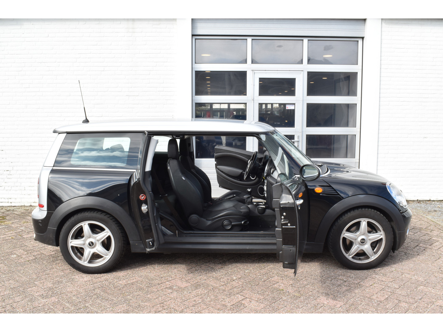 MINI