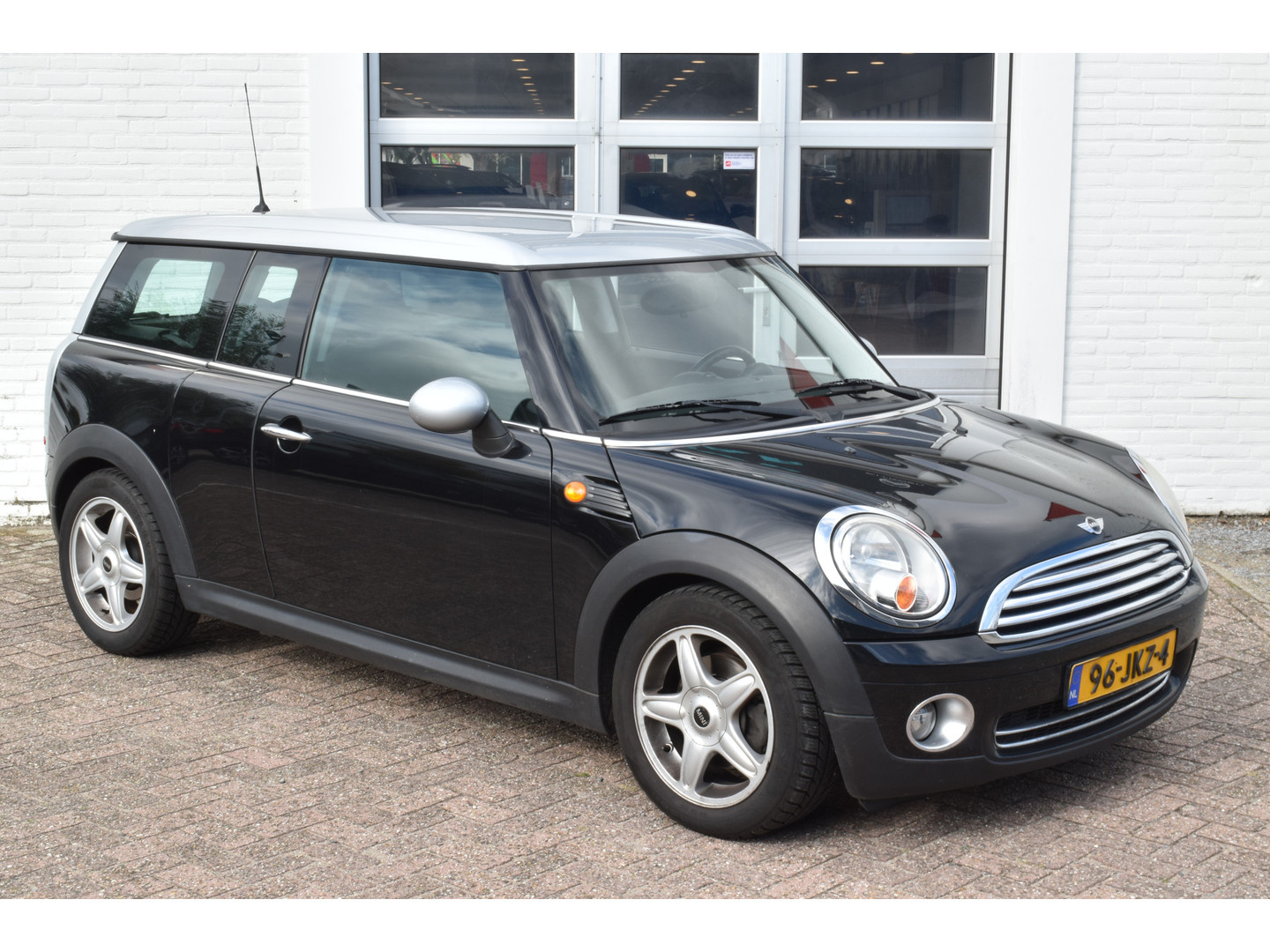 MINI