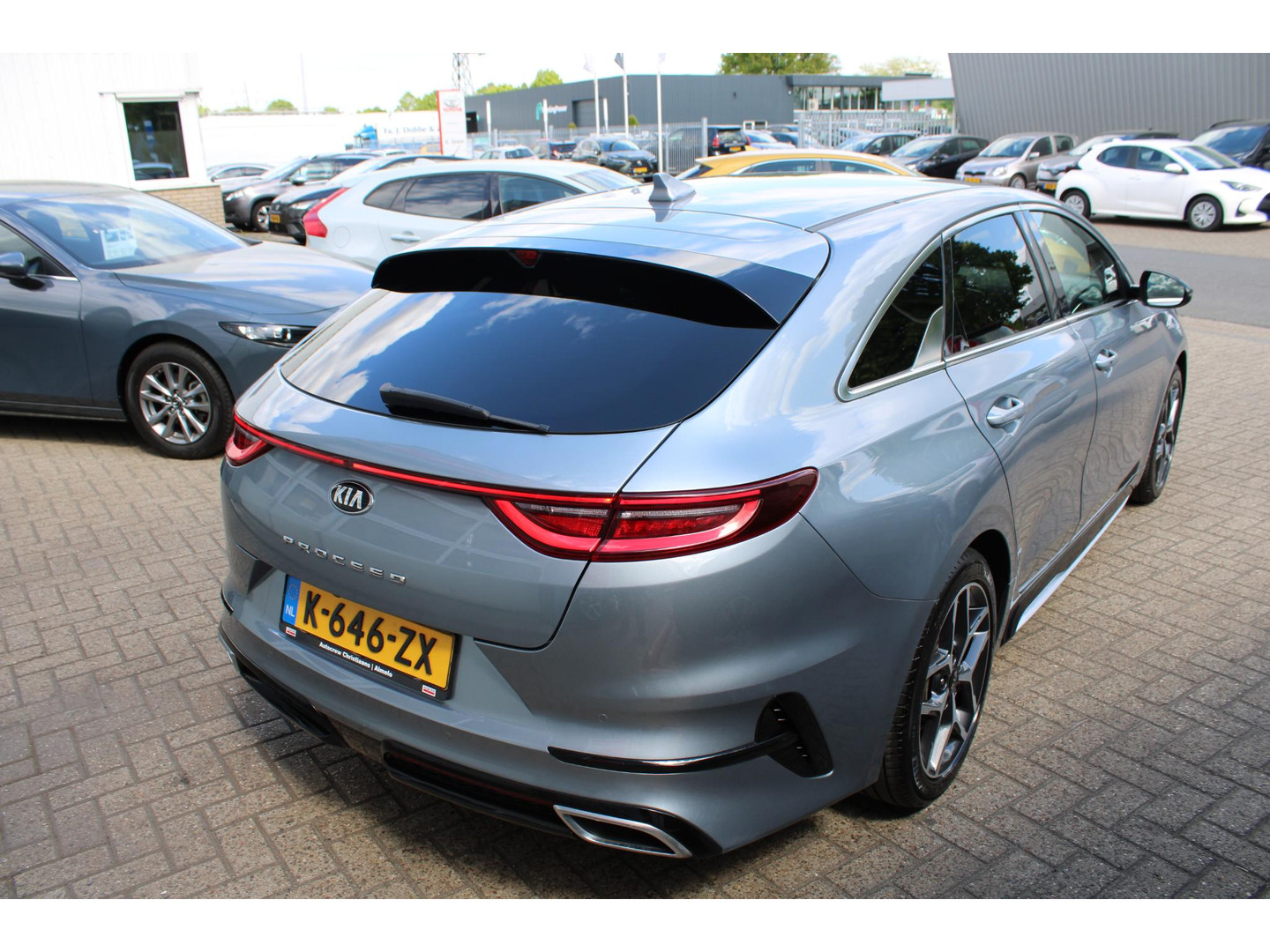 Kia