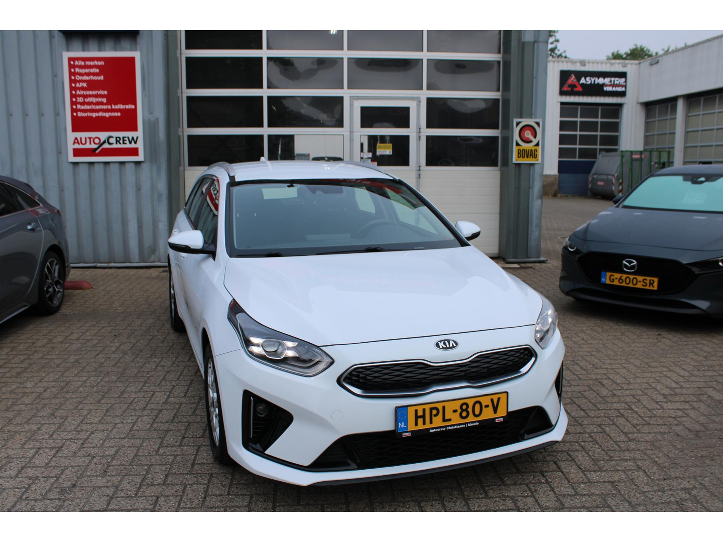 Kia