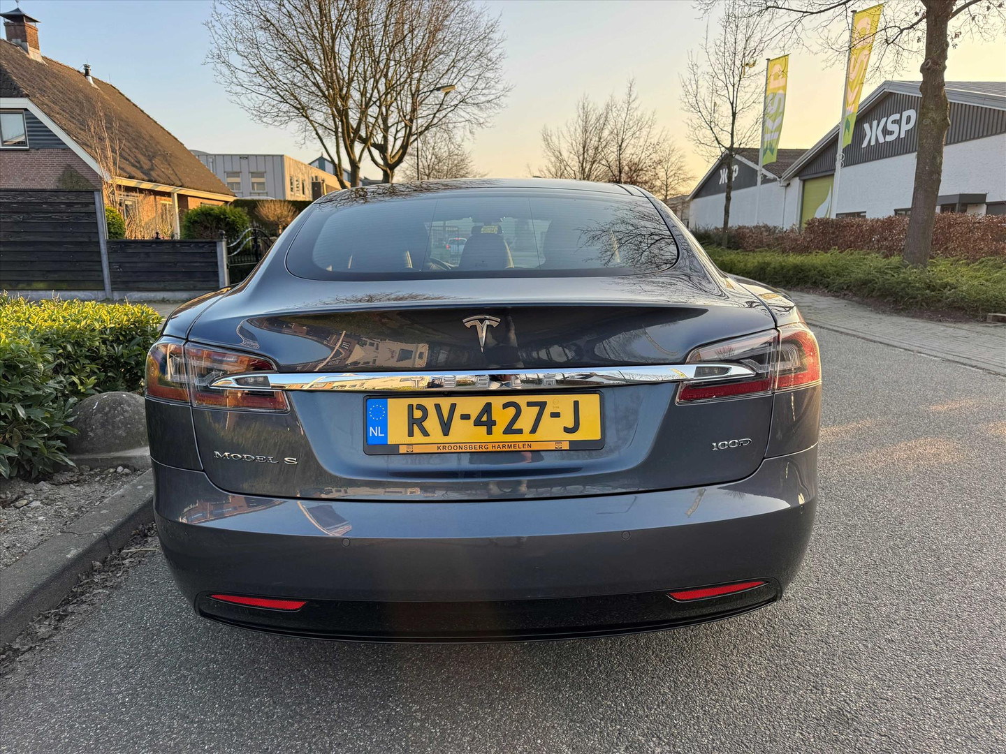 Tesla