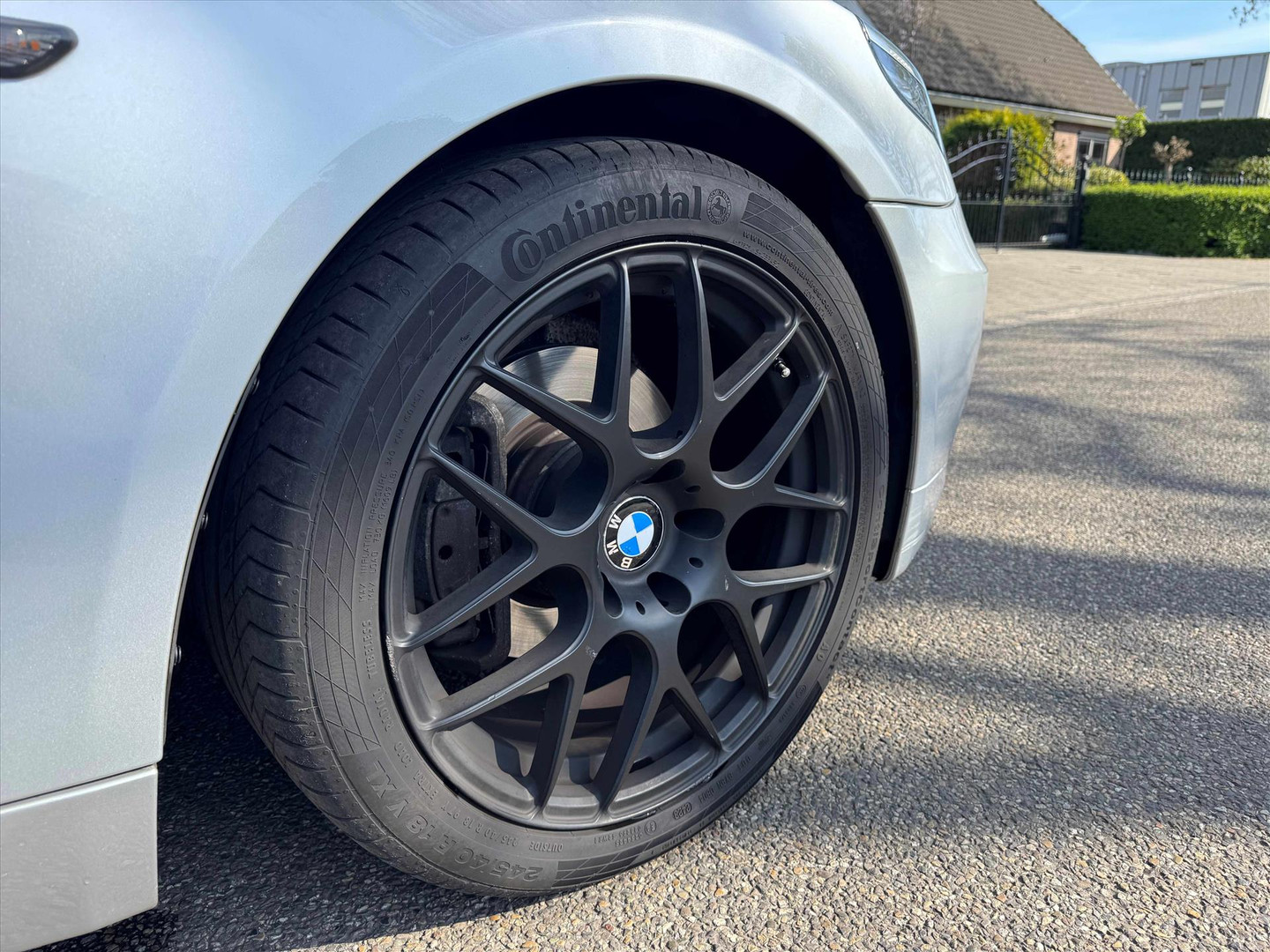 BMW BMW