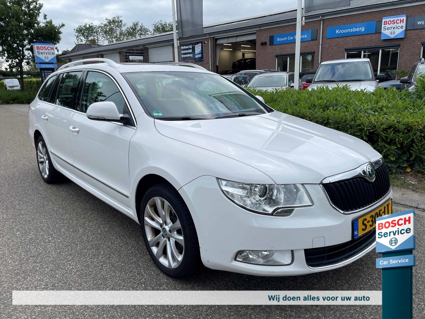 ŠKODA Superb 1.8 TSI 160pk DSG-7 Elegance Candy White bij autobedrijfkroonsberg | Bosch Car Service Kroonsberg