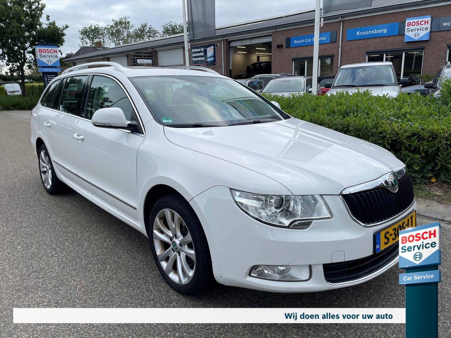 ŠKODA Superb 1.8 TSI 160pk DSG-7 Elegance Candy White bij autobedrijfkroonsberg | Bosch Car Service Kroonsberg