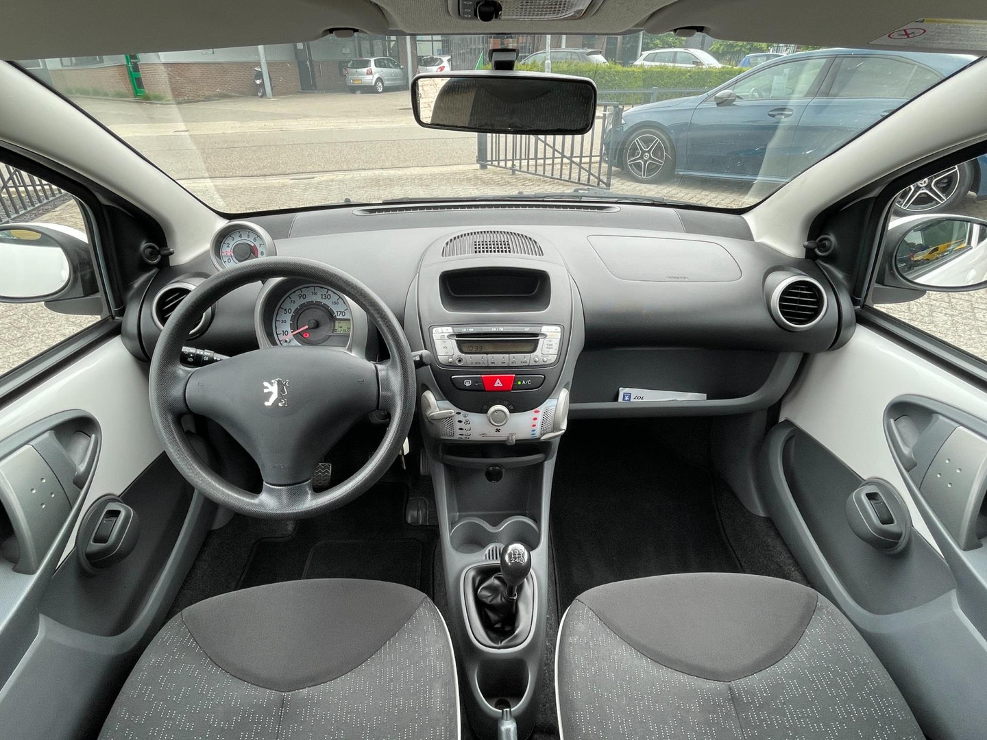 Peugeot