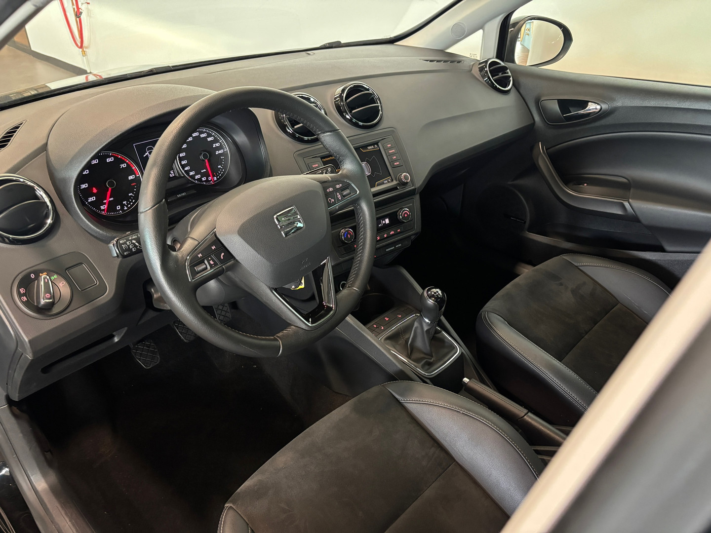 SEAT SEAT