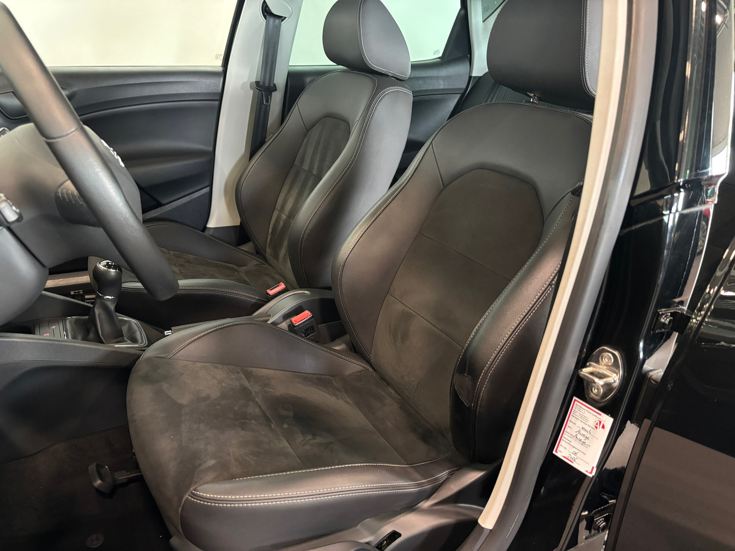 SEAT SEAT