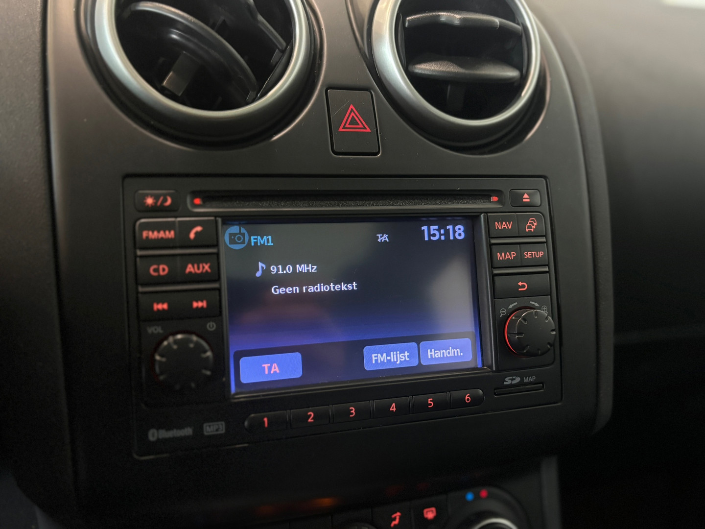 Nissan Nissan