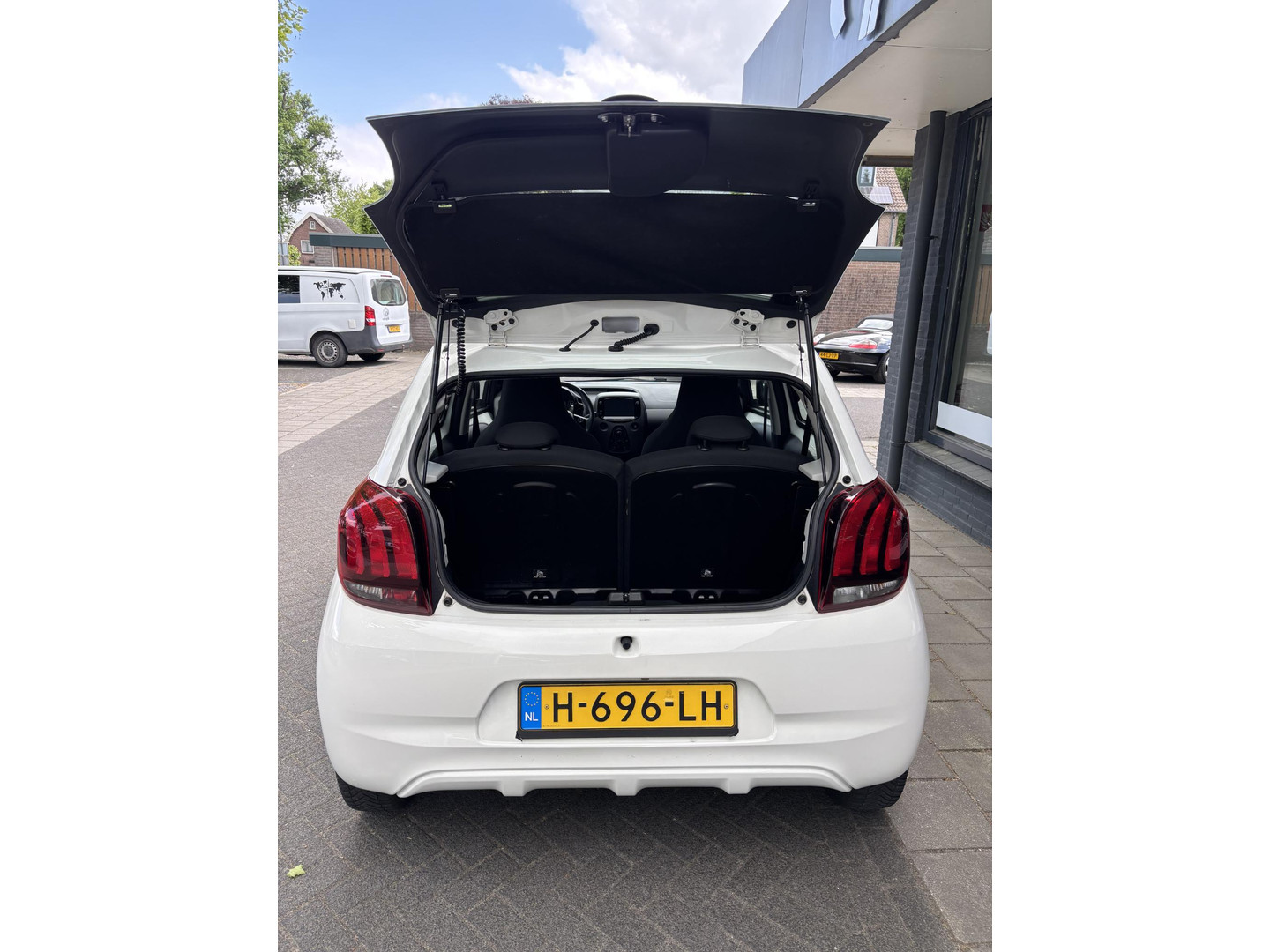 Peugeot