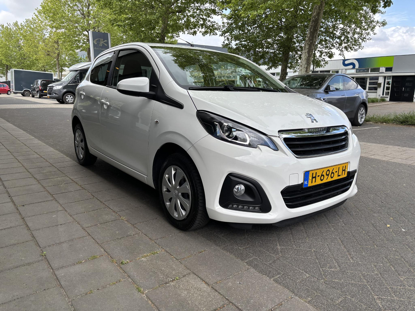 Peugeot