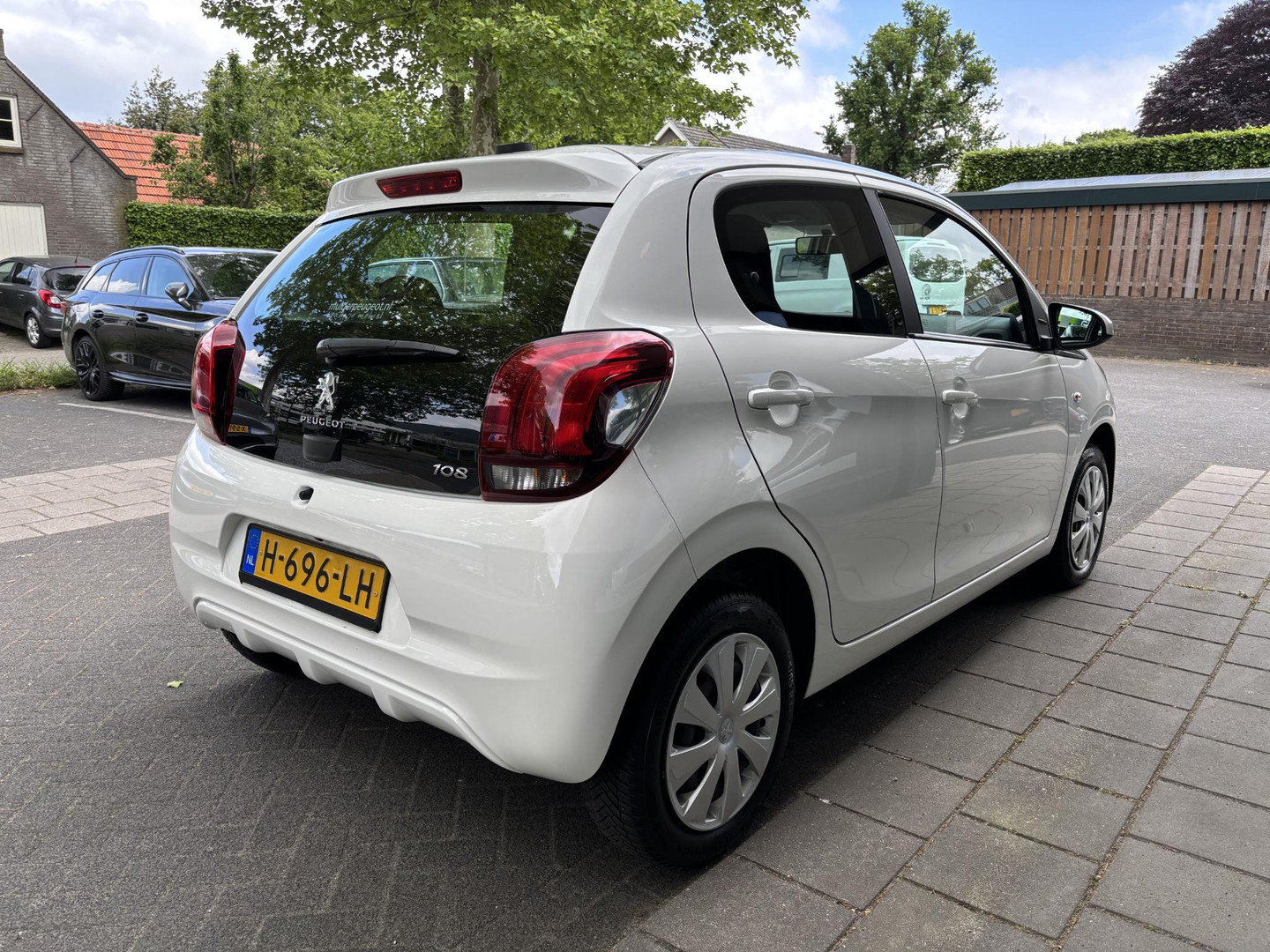 Peugeot