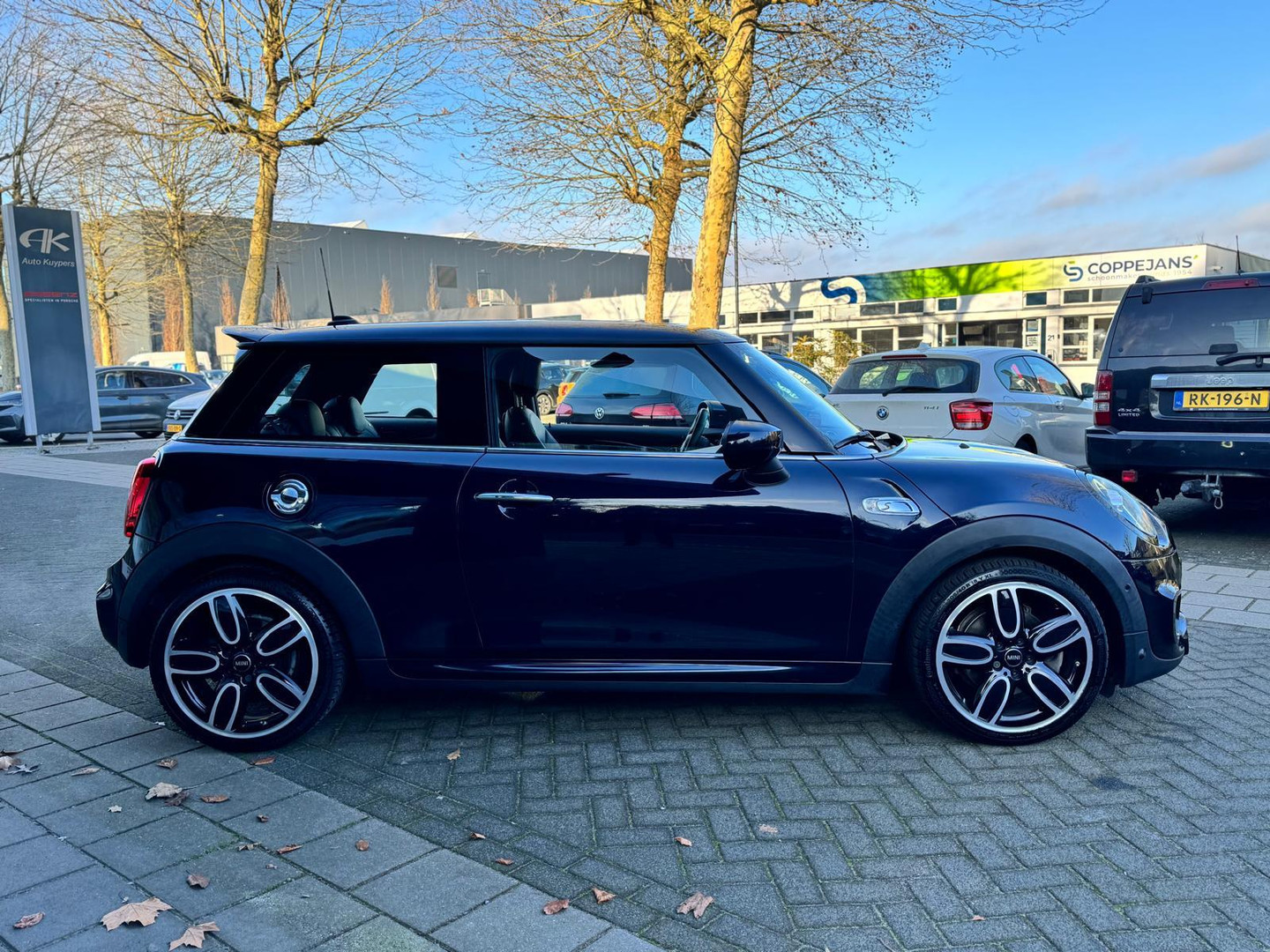 MINI