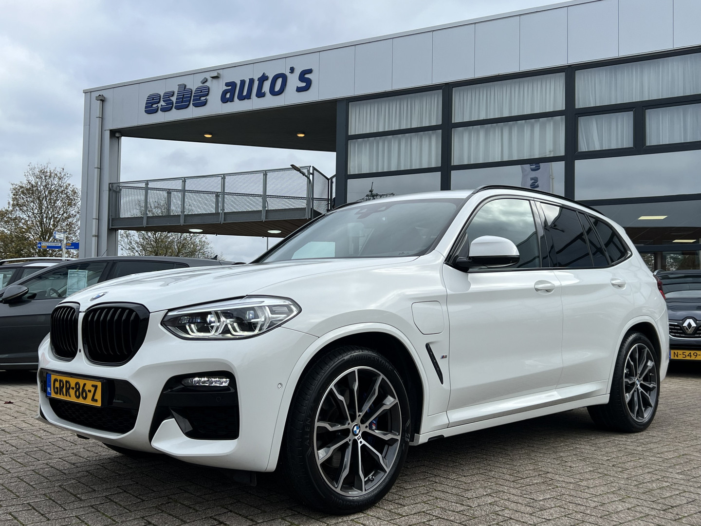 BMW BMW
