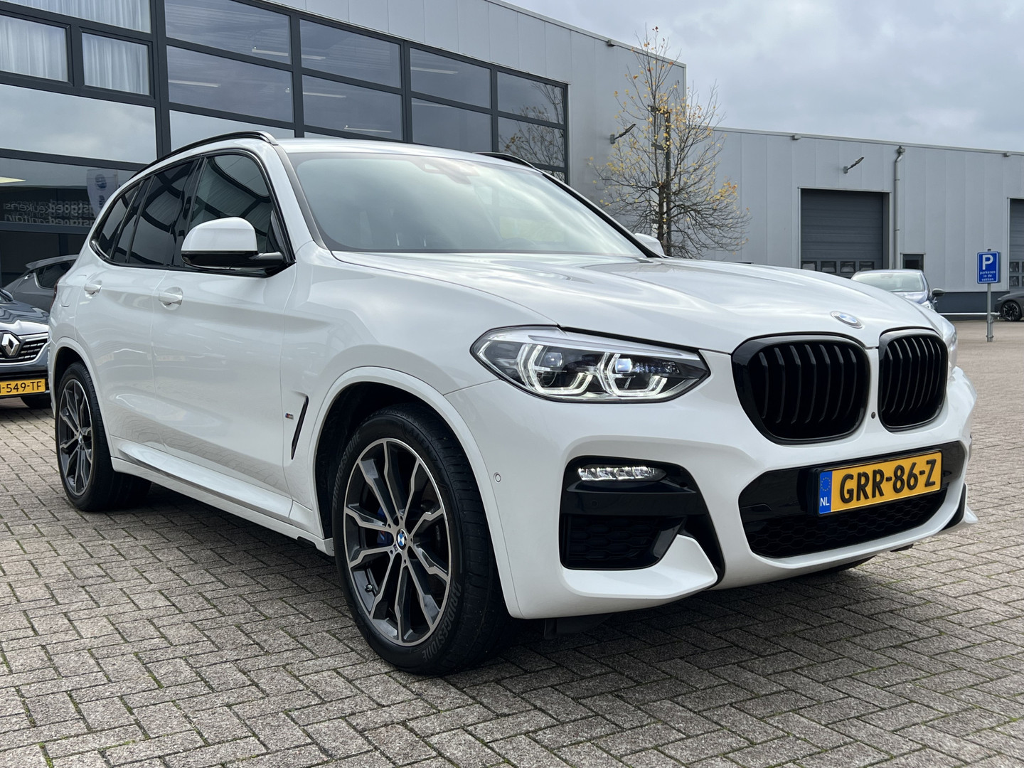 BMW BMW