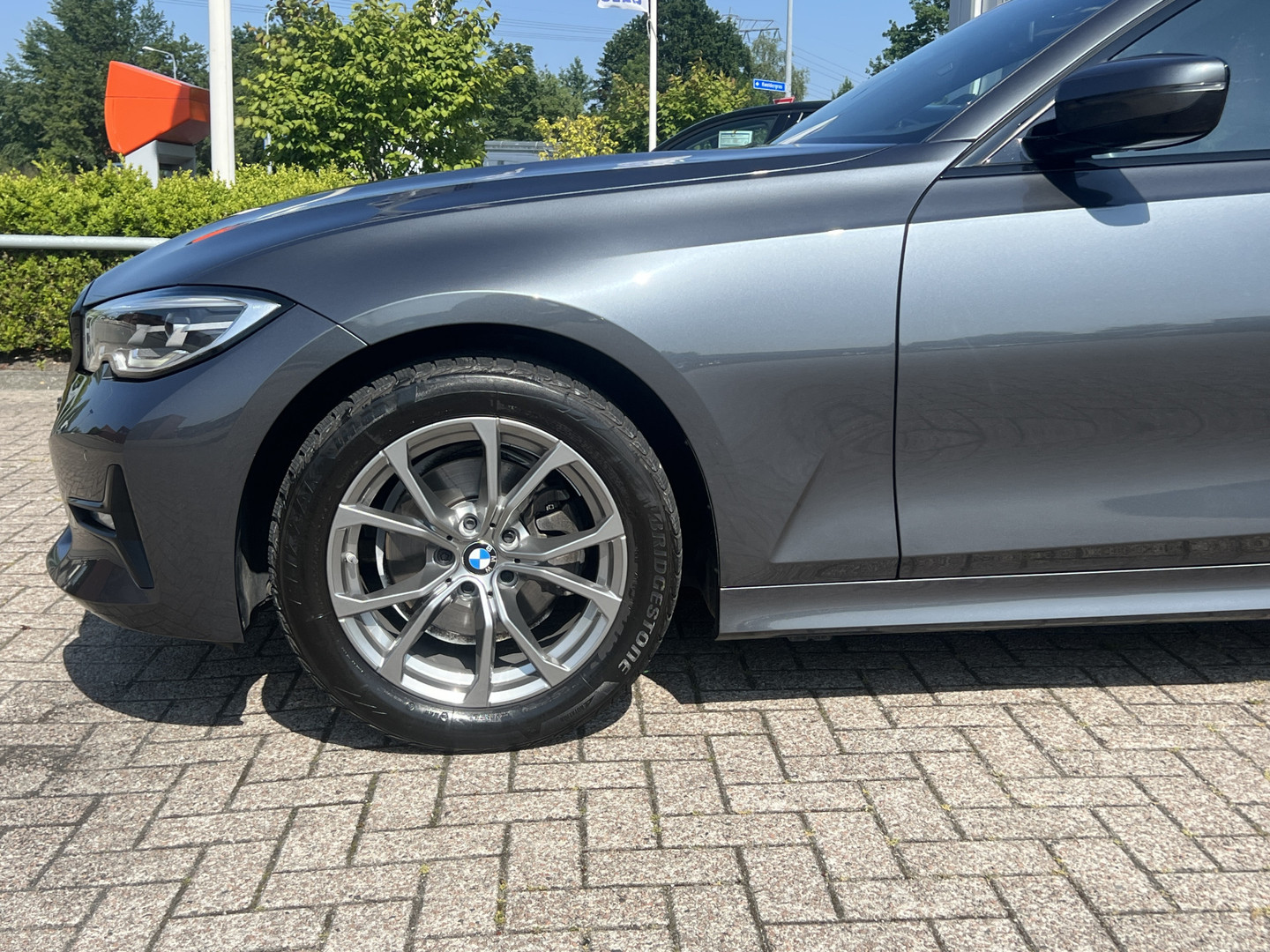 BMW BMW