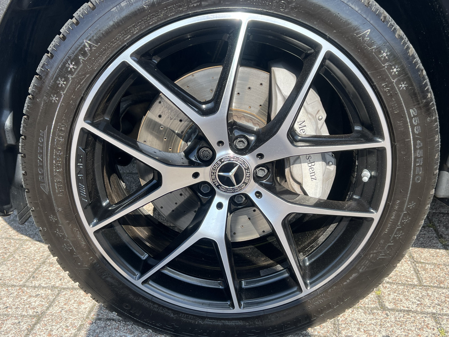 Mercedes-Benz Mercedes-Benz