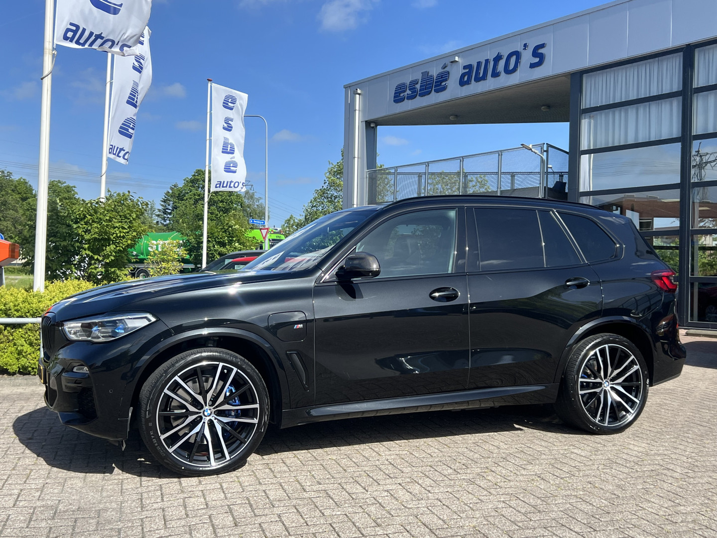 BMW BMW
