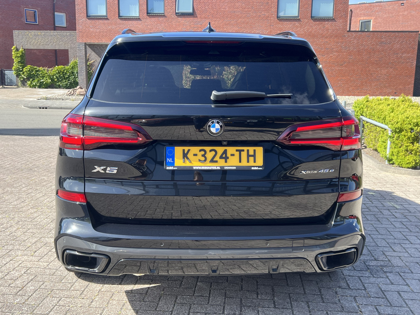 BMW BMW