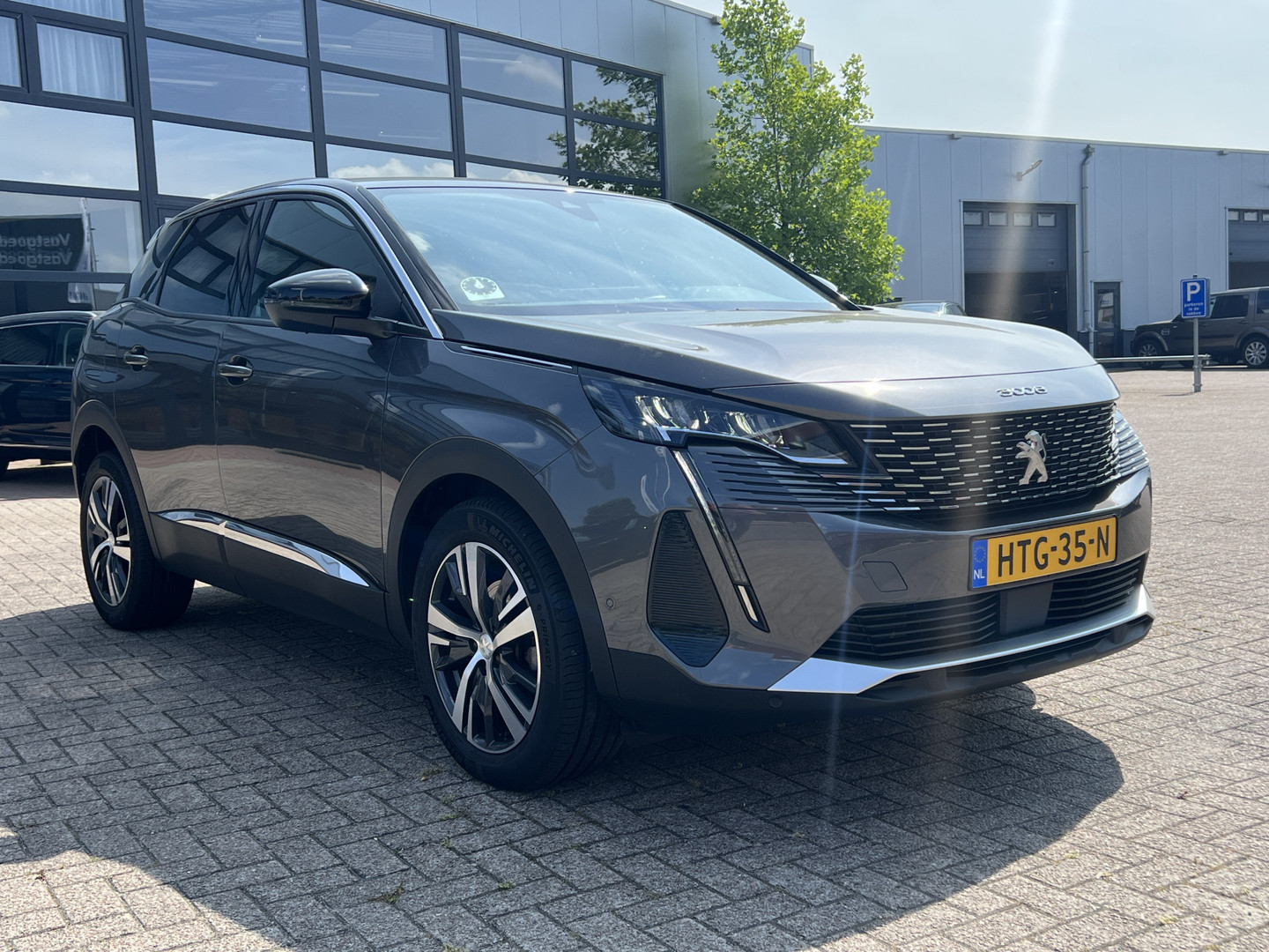 Peugeot Peugeot