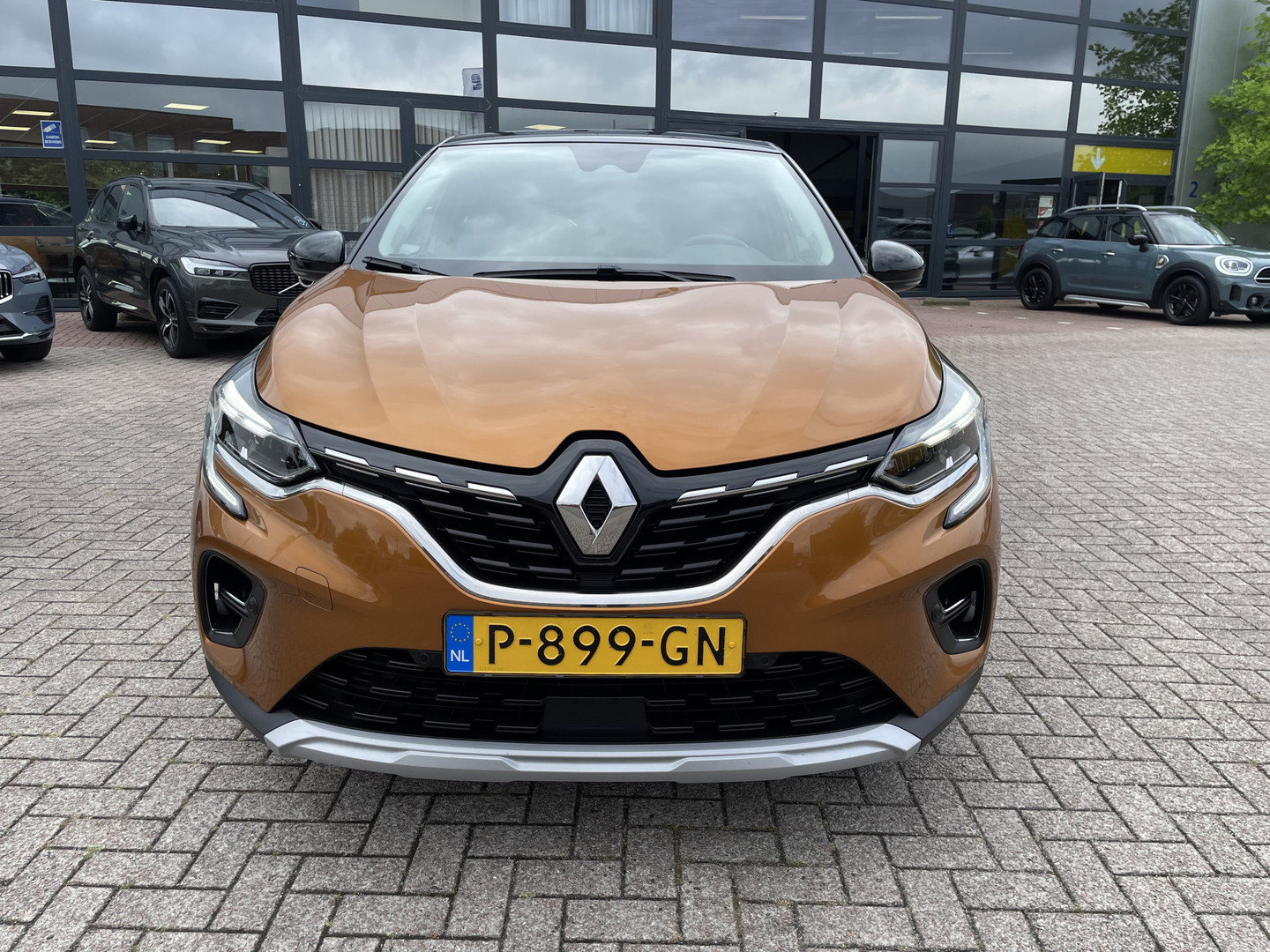 Renault Renault