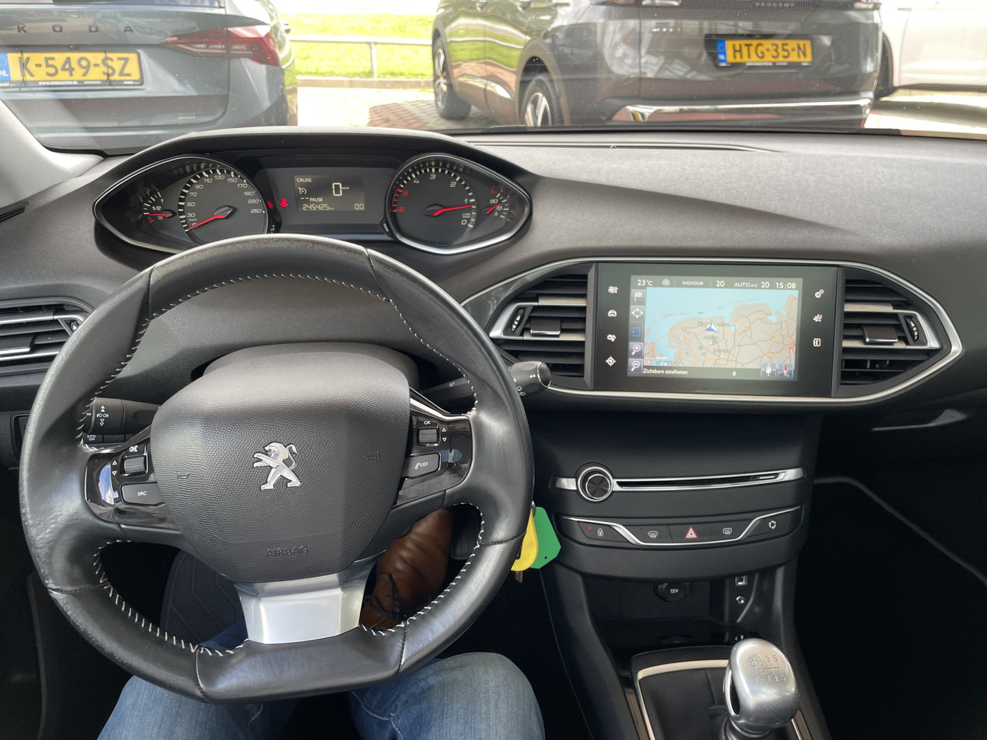 Peugeot Peugeot