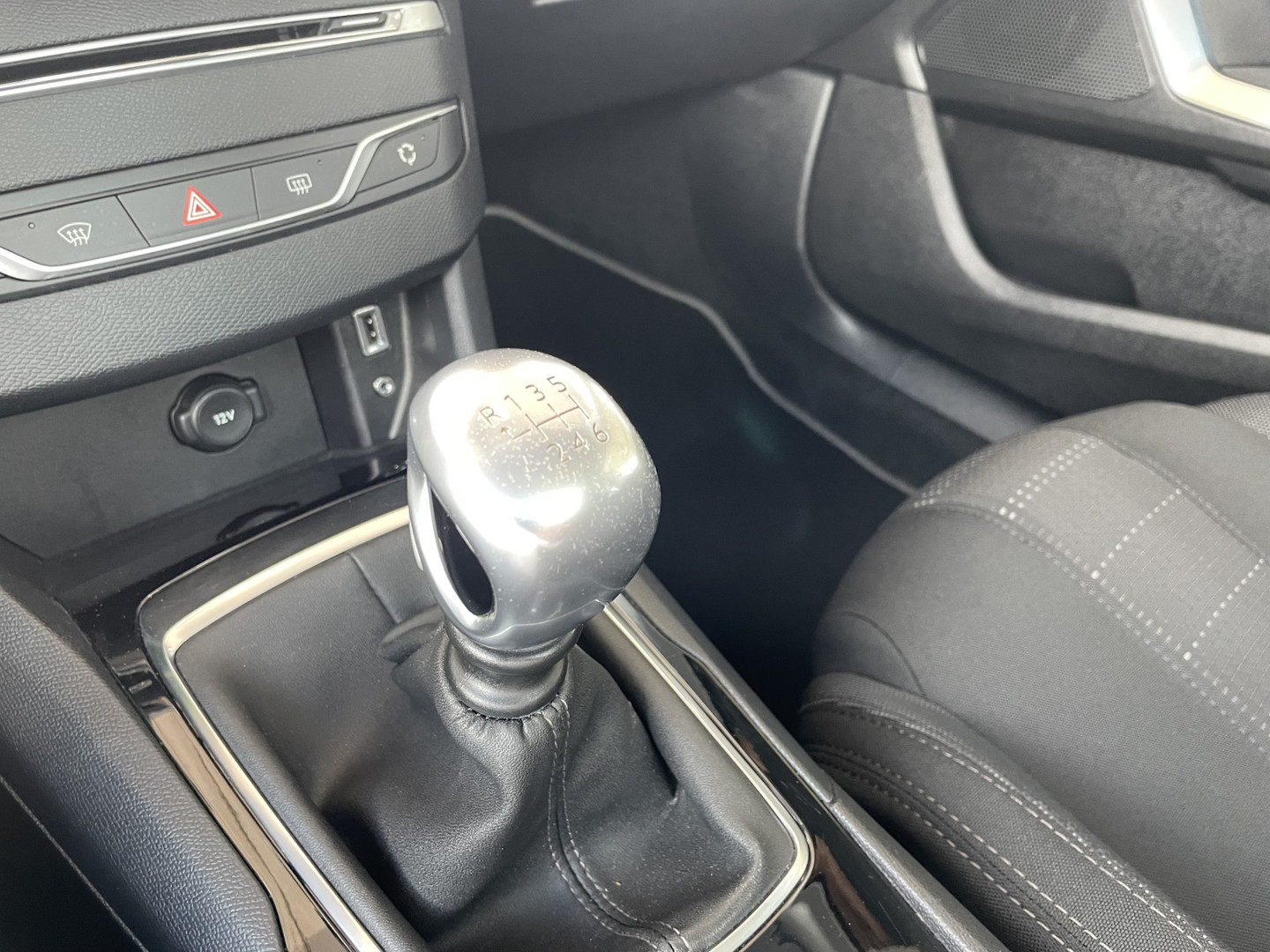 Peugeot Peugeot