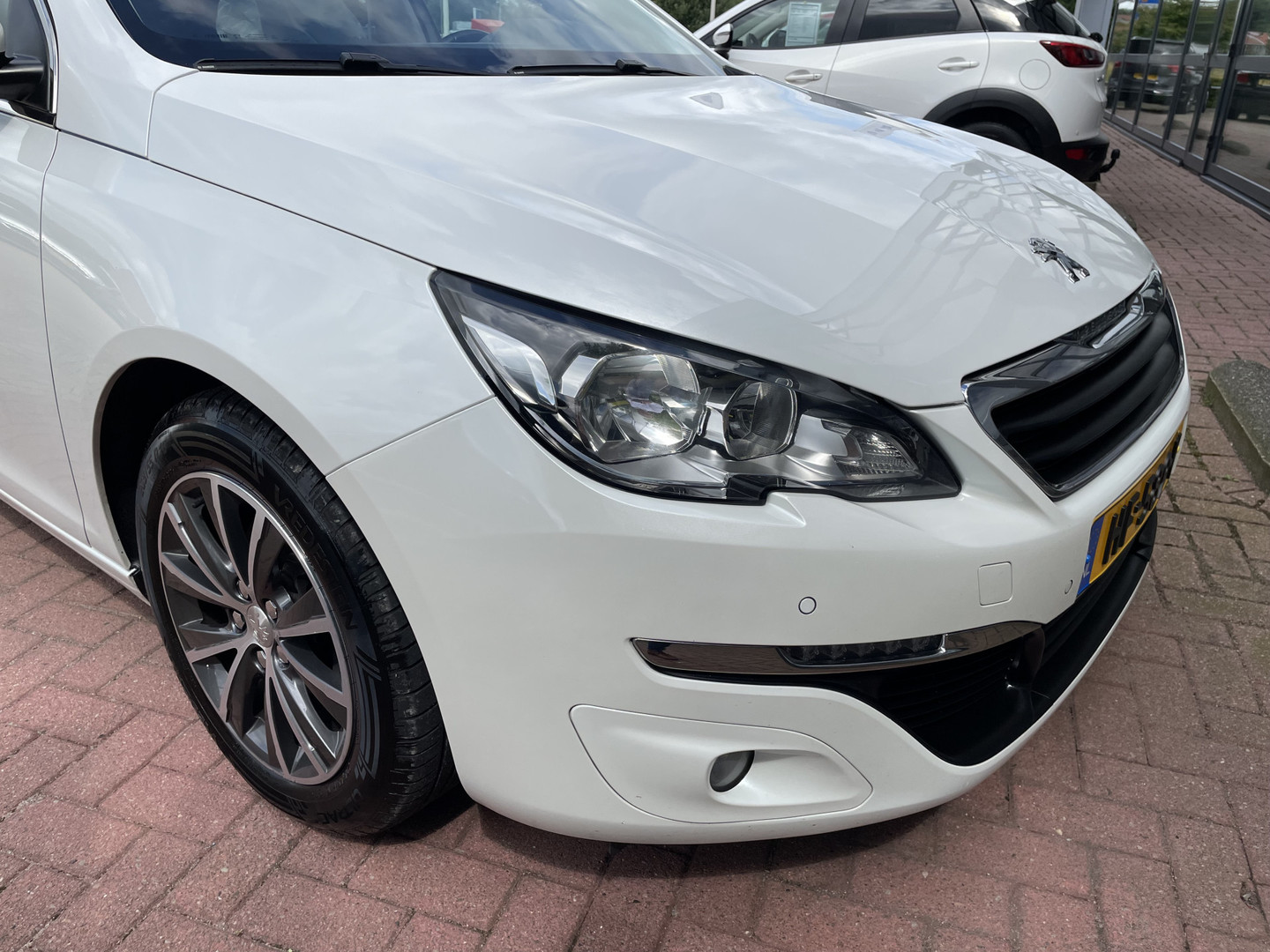 Peugeot Peugeot