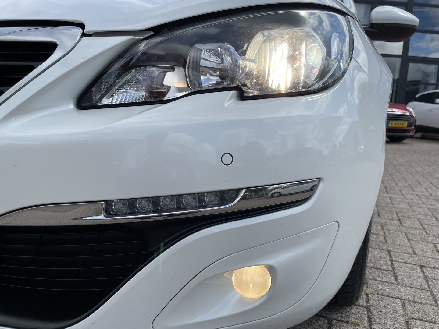 Peugeot Peugeot
