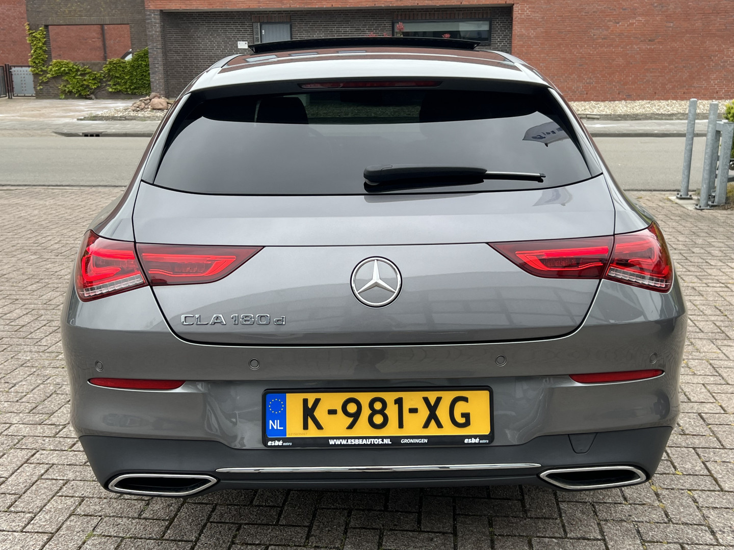 Mercedes-Benz Mercedes-Benz
