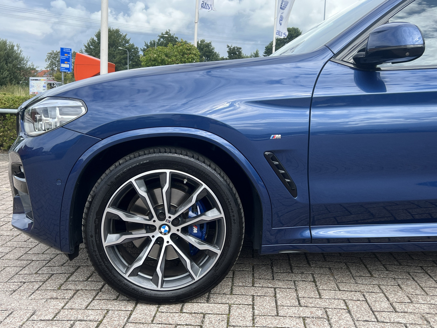 BMW