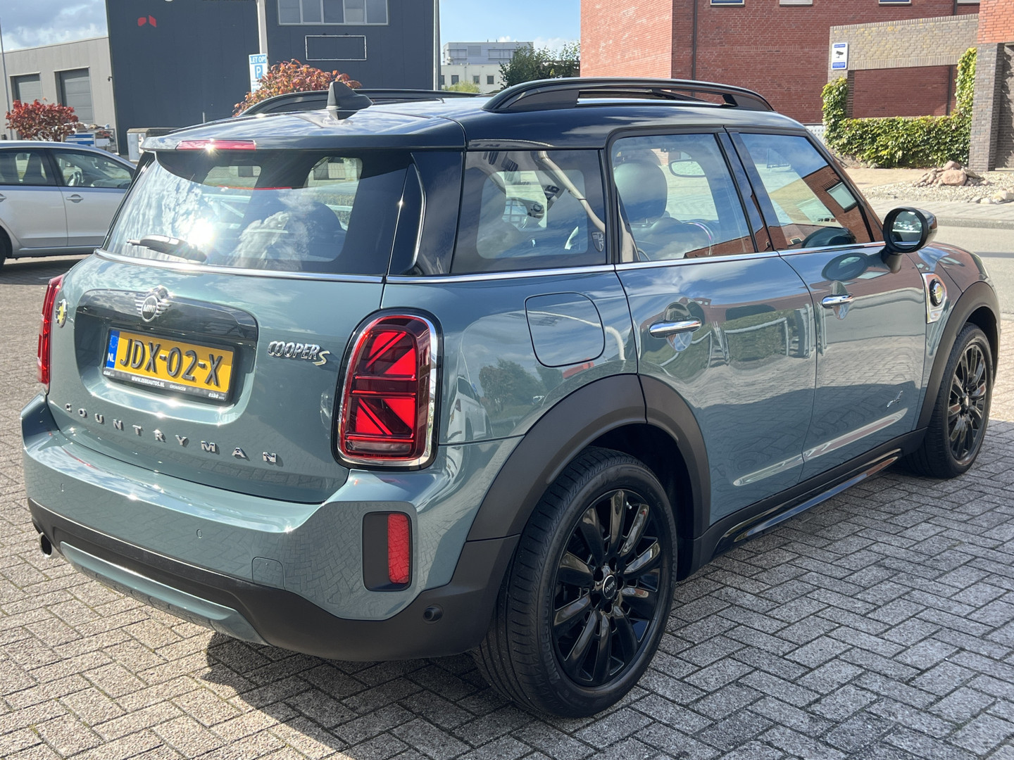 MINI