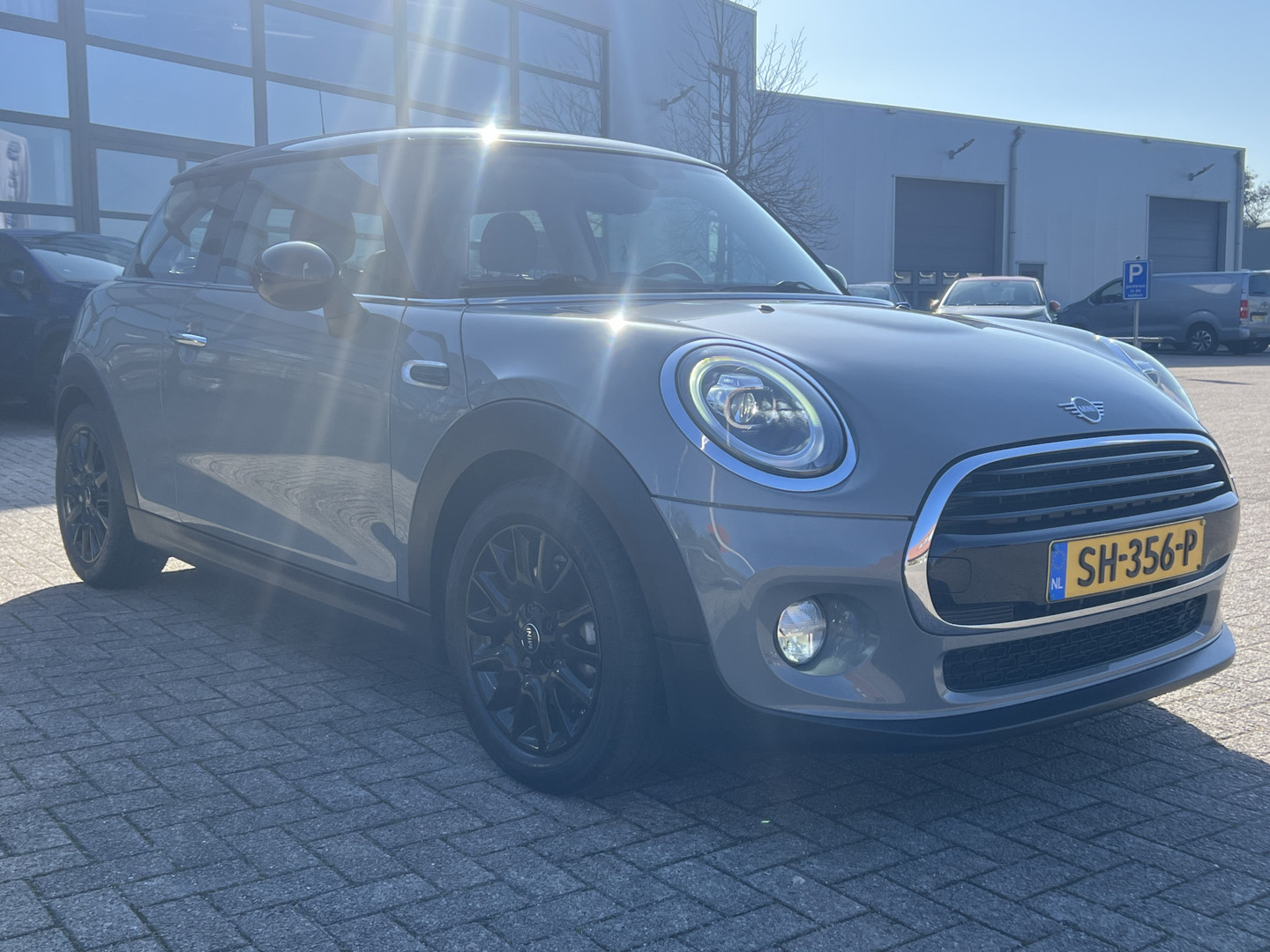 MINI