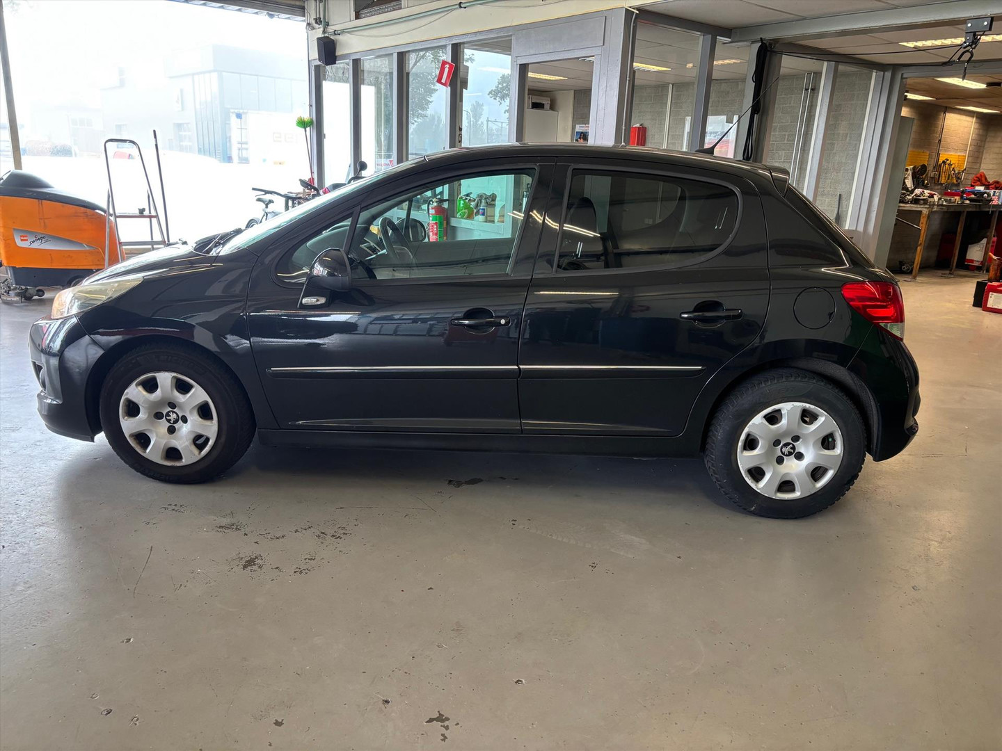 Peugeot