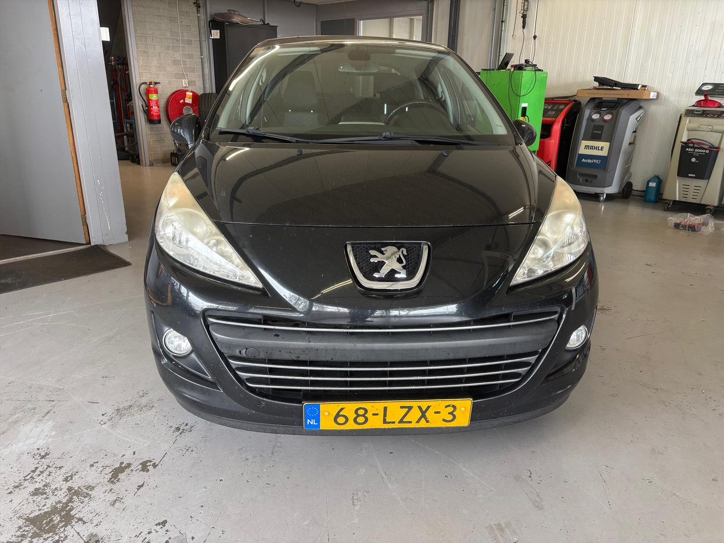 Peugeot