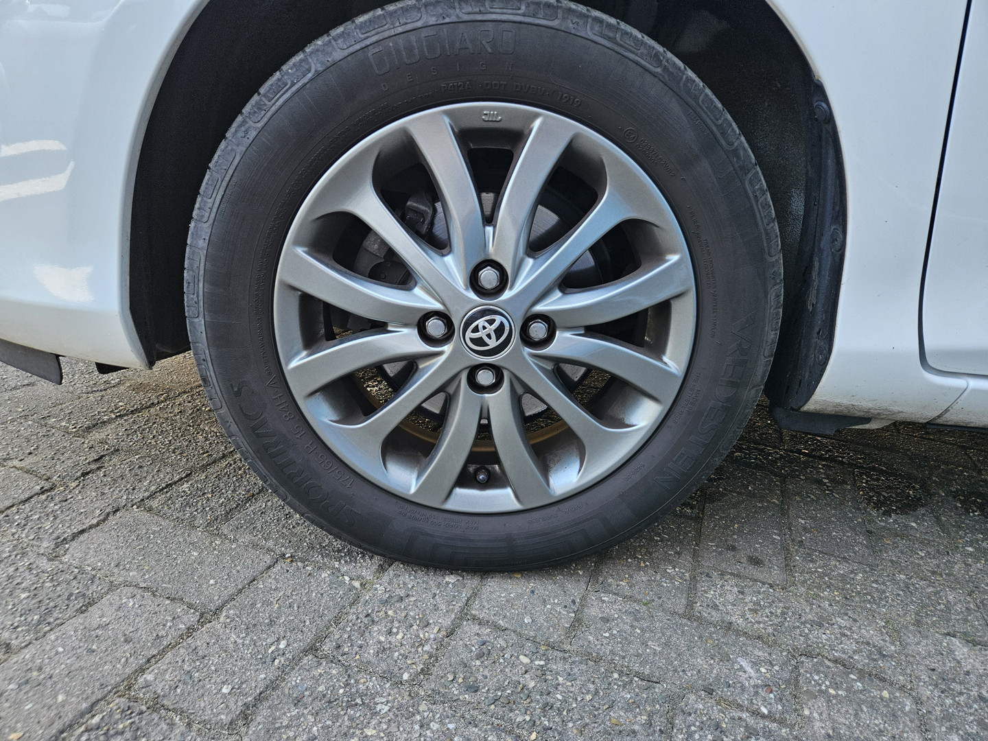Toyota Toyota