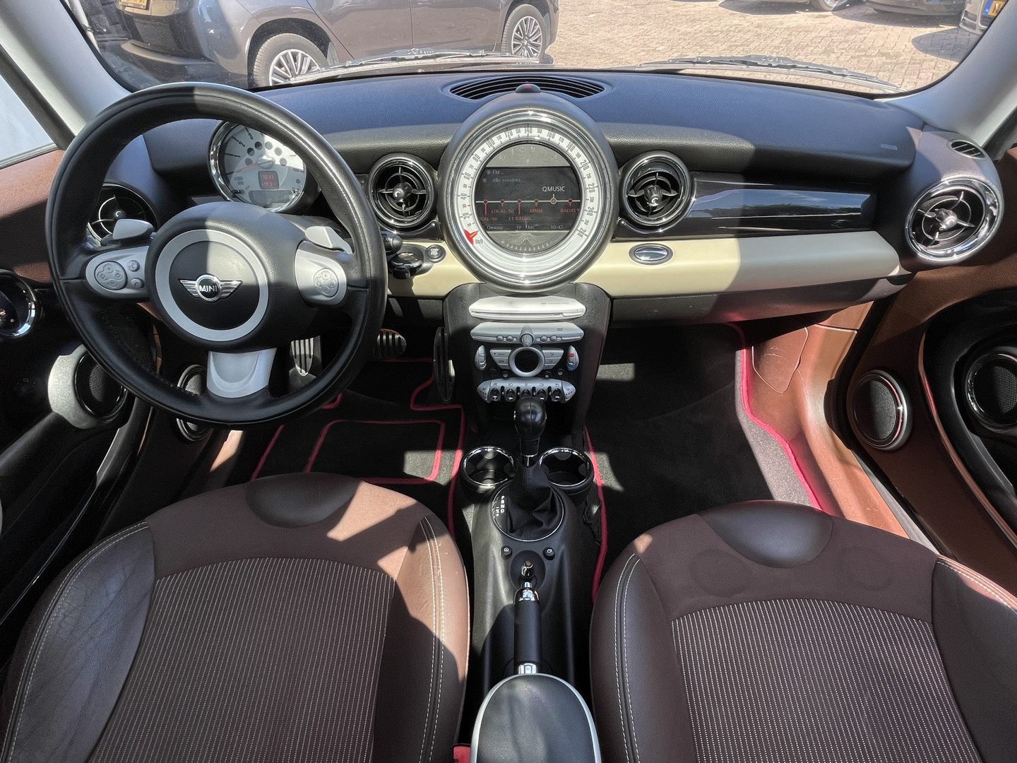 MINI