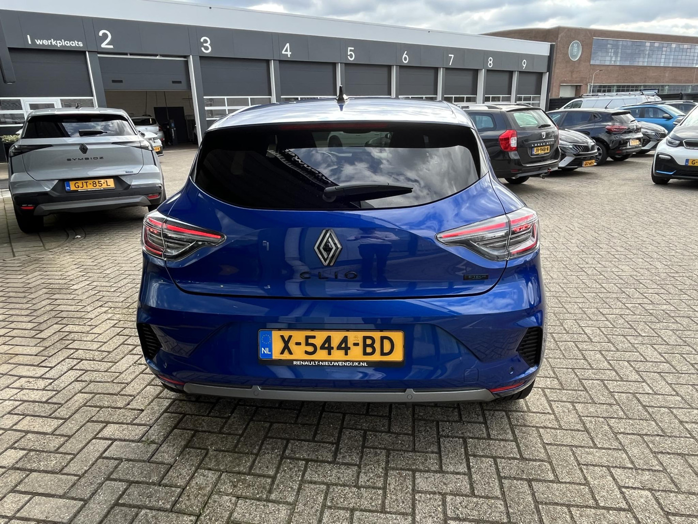 Renault Renault